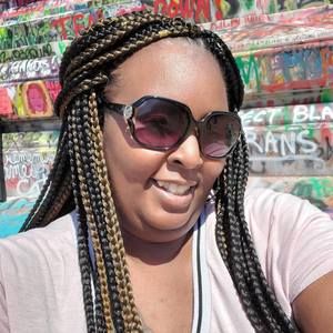 Meet your Posher, Krystal